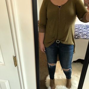 Buckle Gilded Intent Top